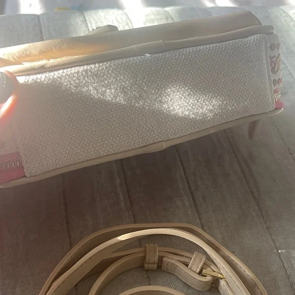 Spartina 449- Floral Embroidered leather crossbody Bag - Picture 10 of 15